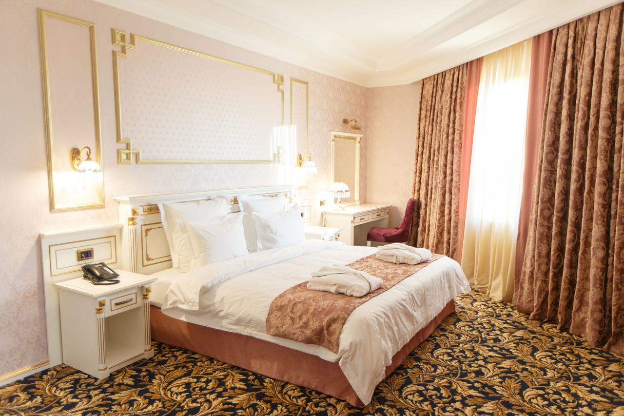 Sultan Palace Hotel Atyraū Eksteriør billede