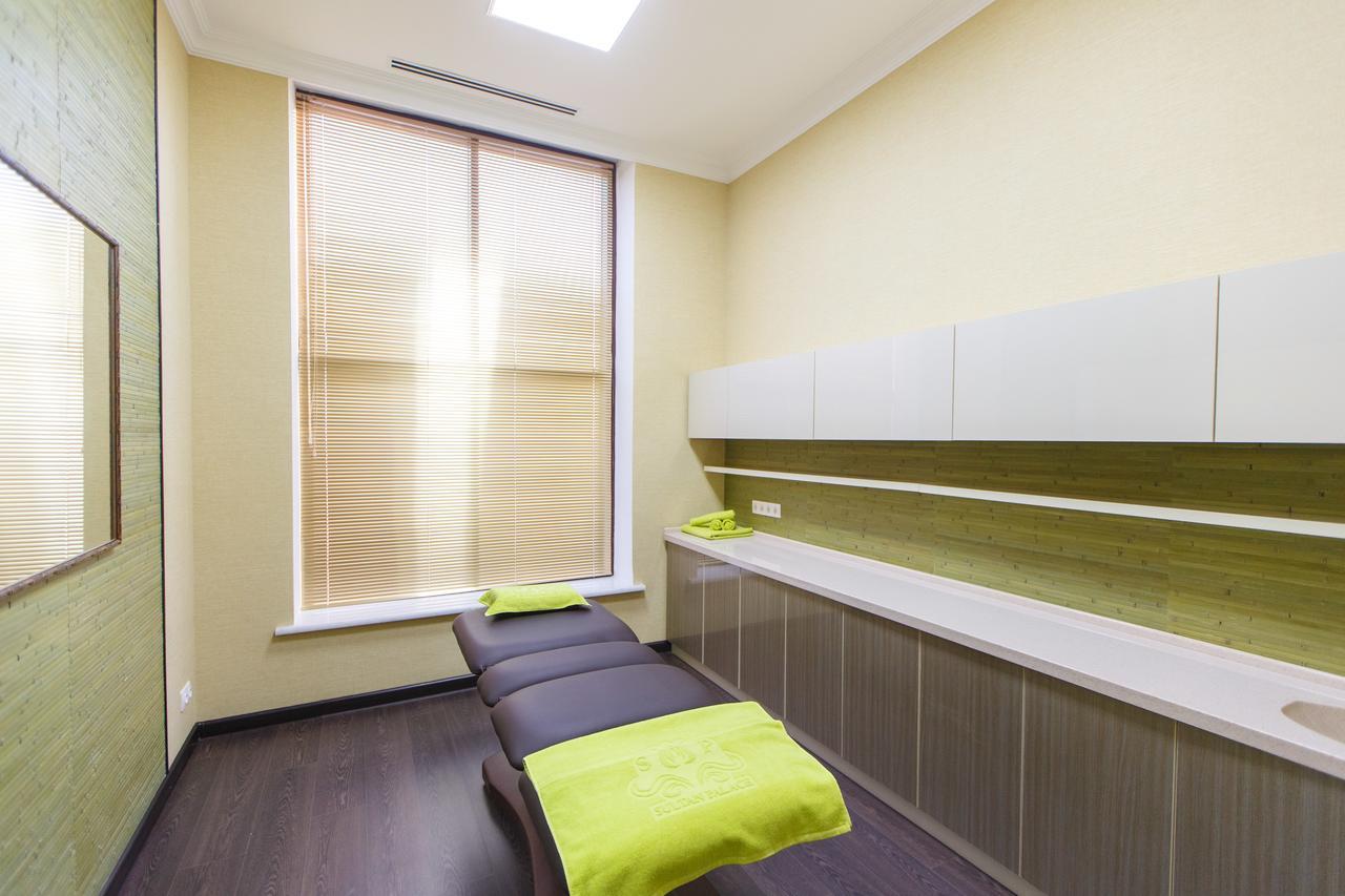 Sultan Palace Hotel Atyraū Eksteriør billede A treatment room at the National Center for Complementary and Integrative Medicine