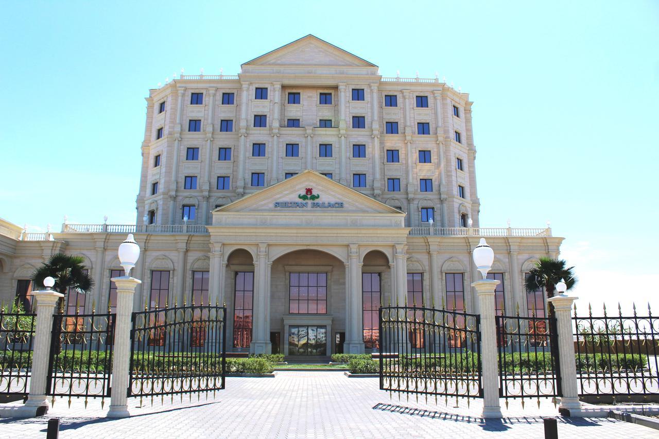 Sultan Palace Hotel Atyraū Eksteriør billede The Supreme Court of the Maldives